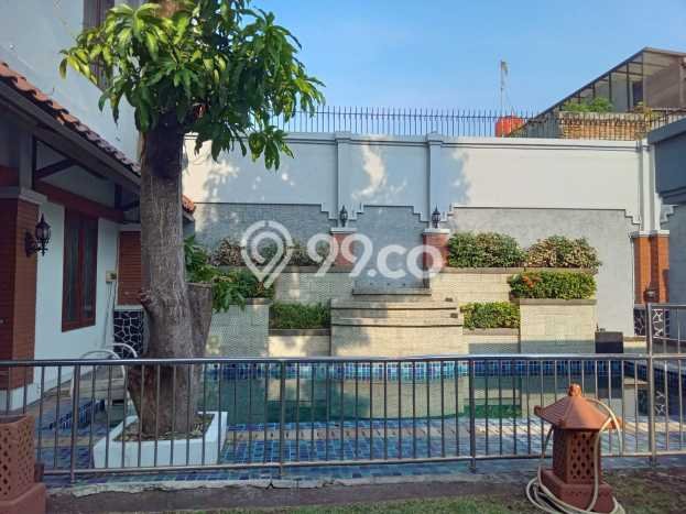Rumah Luxury Modern Tanpa Renovasi di Dewi Sartika Jakarta Timur Rumah Luxury Modern Tanpa Renovasi di Dewi Sartika Jakarta Timur