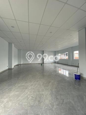 Kantor Premium di Dewi Sartika, Luas 726m², Lokasi Mainroad Kantor Premium di Dewi Sartika, Luas 726m², Lokasi Mainroad