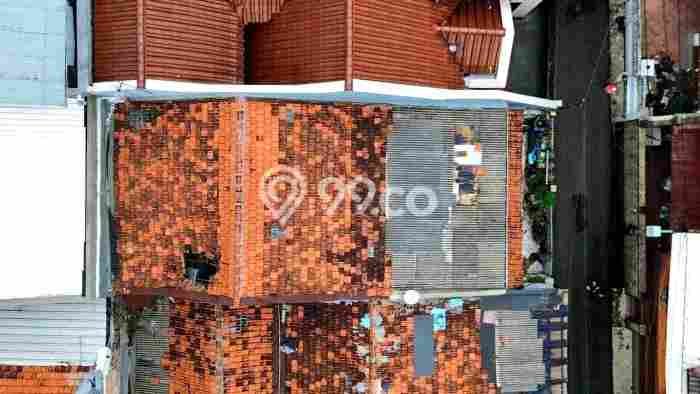 Rumah Strategis Tebet, Jakarta Selatan, LT 90m² Bangunan 100m² Rumah Strategis Tebet, Jakarta Selatan, LT 90m² Bangunan 100m²