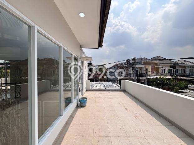 Rumah Mewah Siap Huni LT 264m2 di Tebet, Jakarta Selatan Rumah Mewah Siap Huni LT 264m2 di Tebet, Jakarta Selatan