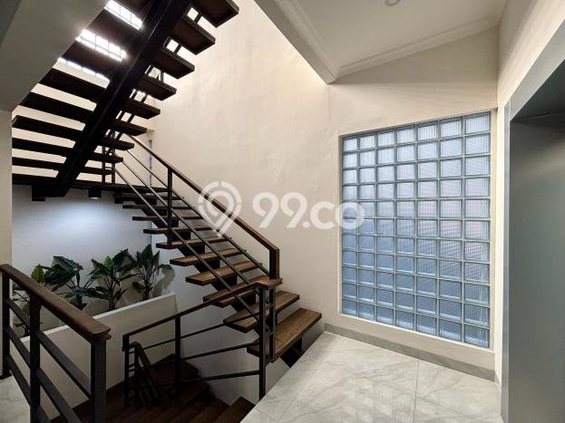 HARGA SPESIAL! Rumah di Tebet, Jakarta Selatan, LT 200m² Bangunan 240m² BISA KPR! HARGA SPESIAL! Rumah di Tebet, Jakarta Selatan, LT 200m² Bangunan 240m² BISA KPR!