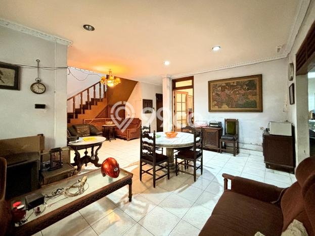 Rumah kawasan Tebet, Jakarta Selatan, LT 265m² Bangunan 200m² Rumah kawasan Tebet, Jakarta Selatan, LT 265m² Bangunan 200m²