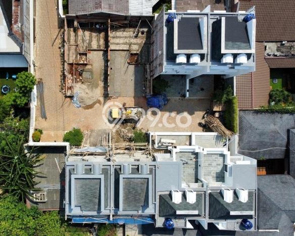 Rumah Luxury Modern Tanpa Renovasi di Kalibata Jakarta Selatan Rumah Luxury Modern Tanpa Renovasi di Kalibata Jakarta Selatan