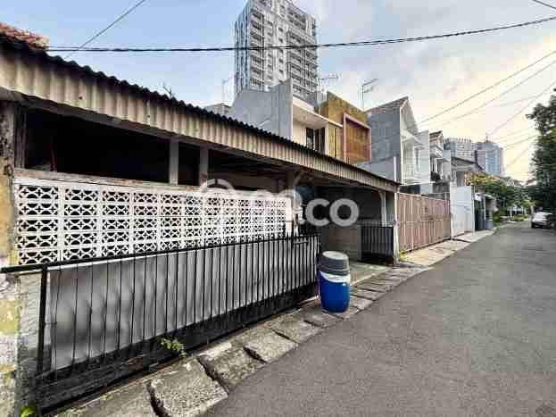 Dijual Hunian Mewah dengan Fasilitas Sekitar Komplit di Tebet, Jakarta Selatan Dijual Hunian Mewah dengan Fasilitas Sekitar Komplit di Tebet, Jakarta Selatan