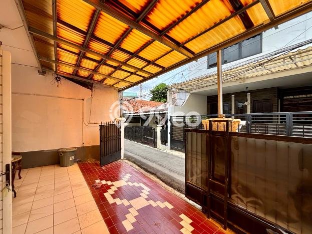 For Sale Rumah 3 Kamar Lokasi Strategis Nyaman dan Strategis di Tebet For Sale Rumah 3 Kamar Lokasi Strategis Nyaman dan Strategis di Tebet