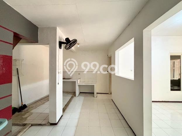 For Sale Rumah 3 Kamar Lokasi Strategis Nyaman dan Strategis di Tebet For Sale Rumah 3 Kamar Lokasi Strategis Nyaman dan Strategis di Tebet