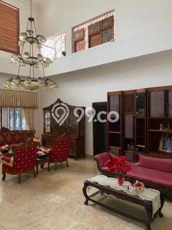 Siap Huni Rumah Mewah 10 Kamar di Tebet Dekat ke Mana Saja Siap Huni Rumah Mewah 10 Kamar di Tebet Dekat ke Mana Saja