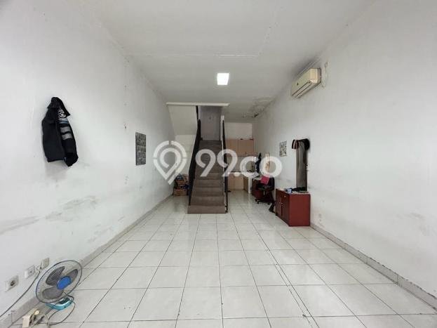 Rumah Bagus di Tebet, Jakarta Selatan, Luas 724m² Bangunan 1400m² DIJUAL CEPAT! Rumah Bagus di Tebet, Jakarta Selatan, Luas 724m² Bangunan 1400m² DIJUAL CEPAT!