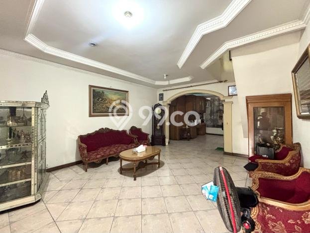 Rumah Premium 6 KT 4 KM di Kompleks Cluster Tebet, Jakarta Selatan Rumah Premium 6 KT 4 KM di Kompleks Cluster Tebet, Jakarta Selatan