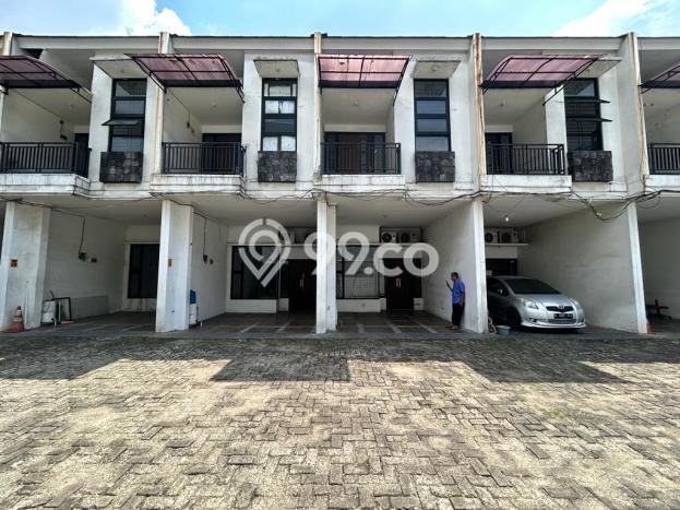 Rumah Bagus di Tebet, Jakarta Selatan, Luas 724m² Bangunan 1400m² DIJUAL CEPAT! Rumah Bagus di Tebet, Jakarta Selatan, Luas 724m² Bangunan 1400m² DIJUAL CEPAT!