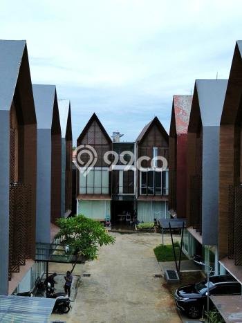 For Sale! Premium House LT 151m2 Desain Elegan di Pejaten For Sale! Premium House LT 151m2 Desain Elegan di Pejaten