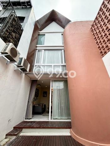 For Sale! Premium House LT 151m2 Desain Elegan di Pejaten For Sale! Premium House LT 151m2 Desain Elegan di Pejaten