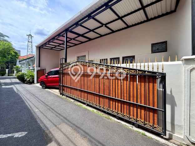 Rumah Eksklusif Dijual LT 172m2 di Tebet, Jakarta Selatan Rumah Eksklusif Dijual LT 172m2 di Tebet, Jakarta Selatan
