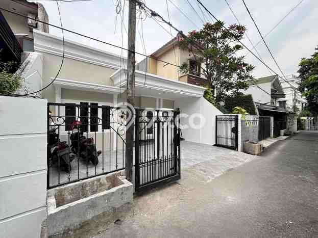Siap Huni Rumah Mewah 3 Kamar di Tebet Dekat ke Mana Saja Siap Huni Rumah Mewah 3 Kamar di Tebet Dekat ke Mana Saja