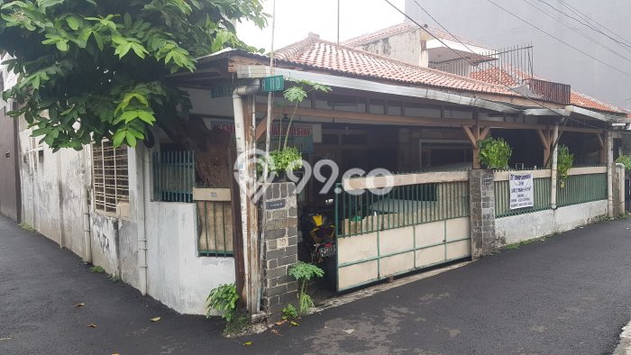 Siap Huni Rumah Mewah 4 Kamar di Tebet Dekat ke Mana Pun Siap Huni Rumah Mewah 4 Kamar di Tebet Dekat ke Mana Pun