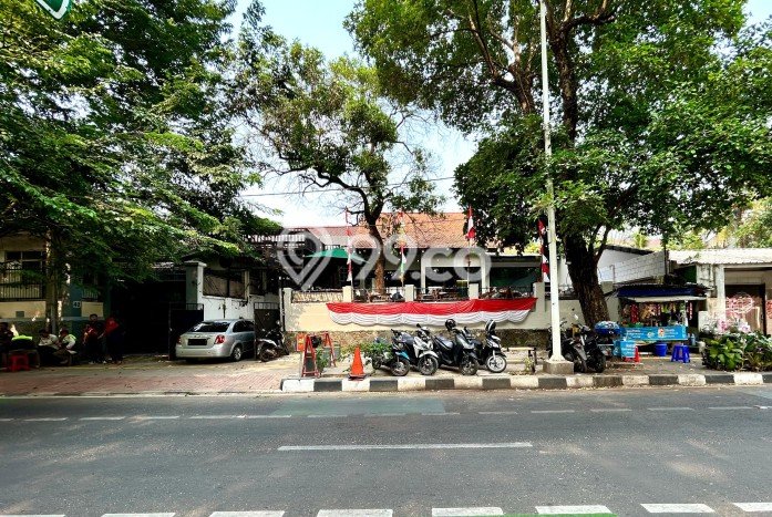 Dijual Rumah Premium dengan Fasilitas Sekitar Komplit di Tebet, Jakarta Selatan Dijual Rumah Premium dengan Fasilitas Sekitar Komplit di Tebet, Jakarta Selatan