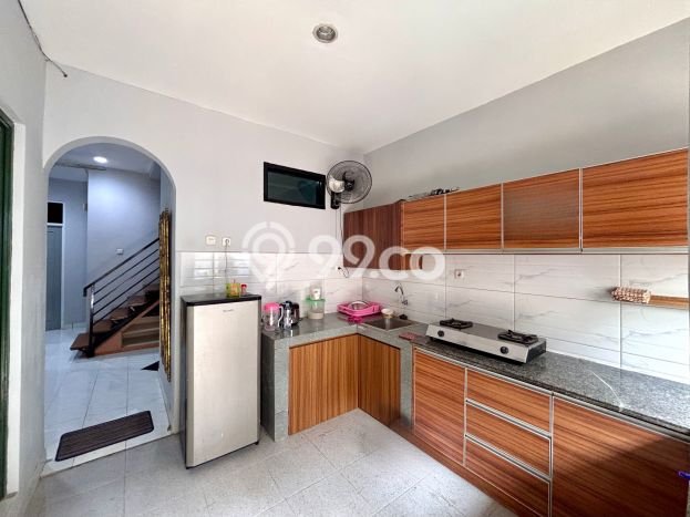 Dijual Kost di Kawasan Tebet, Jakarta Selatan, Spesifikasi 9 KT, 5 KM, 250m2 Dijual Kost di Kawasan Tebet, Jakarta Selatan, Spesifikasi 9 KT, 5 KM, 250m2