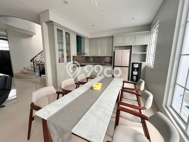 Rumah LB 340m² di Pinggir Kota Gading Serpong, Tangerang - Lokasi Premium Rumah LB 340m² di Pinggir Kota Gading Serpong, Tangerang - Lokasi Premium