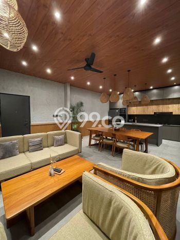 Jual Rumah Eksklusif 2 KT di Suvarna Sutera, Tangerang Jual Rumah Eksklusif 2 KT di Suvarna Sutera, Tangerang