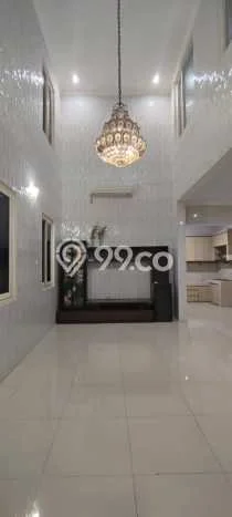 BEST LOCATION! Rumah di , Dekat Tol, 4 KM, Luas 200m2m² LB 153m2m² BEST LOCATION! Rumah di , Dekat Tol, 4 KM, Luas 200m2m² LB 153m2m²