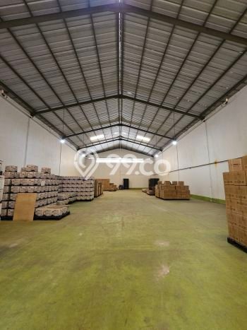 LOKASI SUPER STRATEGIS! Gudang Kawasan , Luas 558m2m², Kawasan Bisnis LOKASI SUPER STRATEGIS! Gudang Kawasan , Luas 558m2m², Kawasan Bisnis