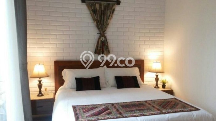 Disewakan! Rumah 4 Kamar Tidur &
4 Kamar Mandi di BSD, Tangerang Disewakan! Rumah 4 Kamar Tidur &
4 Kamar Mandi di BSD, Tangerang