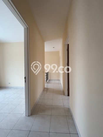 Disewakan! Rumah 4 Kamar Tidur &
2 Kamar Mandi di BSD, Tangerang Disewakan! Rumah 4 Kamar Tidur &
2 Kamar Mandi di BSD, Tangerang