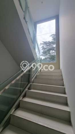 Rumah Luxury Modern Siap Huni di BSD Tangerang Rumah Luxury Modern Siap Huni di BSD Tangerang