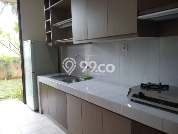 Disewakan! Rumah 4 Kamar Tidur &
4 Kamar Mandi di BSD, Tangerang Disewakan! Rumah 4 Kamar Tidur &
4 Kamar Mandi di BSD, Tangerang