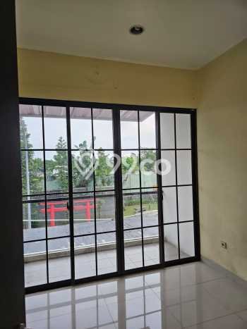 For Sale Hunian Rumah Terawat 2 Kamar di Green Lake City, Jakarta Barat For Sale Hunian Rumah Terawat 2 Kamar di Green Lake City, Jakarta Barat