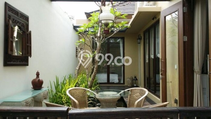 Disewakan! Rumah 4 Kamar Tidur &
4 Kamar Mandi di BSD, Tangerang Disewakan! Rumah 4 Kamar Tidur &
4 Kamar Mandi di BSD, Tangerang