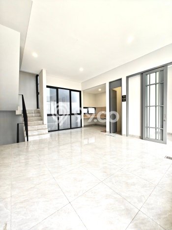 Rumah Elit LB 171m2 Siap Huni Desain Elegan di BSD, Tangerang Rumah Elit LB 171m2 Siap Huni Desain Elegan di BSD, Tangerang