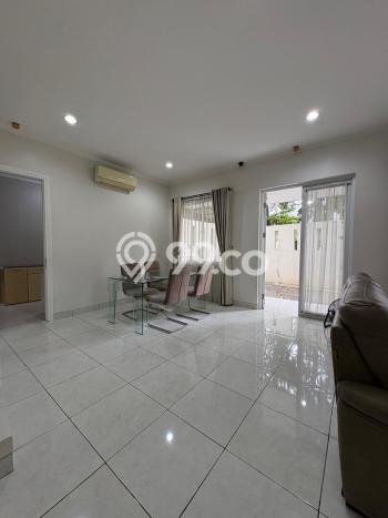 Rumah sewa siap pakai 3 Kamar Tidur di BSD, Tangerang Rumah sewa siap pakai 3 Kamar Tidur di BSD, Tangerang