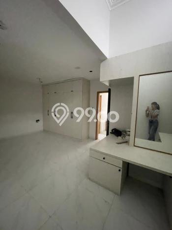 Jarang Ada! Rumah Kontrakan 5 Kamar Bagus Siap Huni Alam Sutera Jarang Ada! Rumah Kontrakan 5 Kamar Bagus Siap Huni Alam Sutera