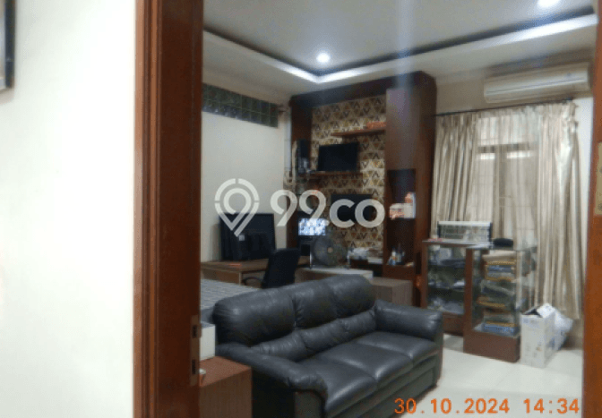 HARGA SPESIAL! Rumah Minimalis area , Jakarta Barat, LT 561m2m² Bangunan 1681m2m² BISA KPR! HARGA SPESIAL! Rumah Minimalis area , Jakarta Barat, LT 561m2m² Bangunan 1681m2m² BISA KPR!