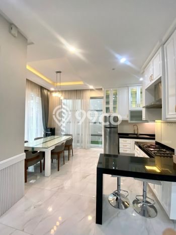 Rumah Cantik Siap Huni Di Lippo Cikarang Luas 240m2 Lokasi Strategis Rumah Cantik Siap Huni Di Lippo Cikarang Luas 240m2 Lokasi Strategis