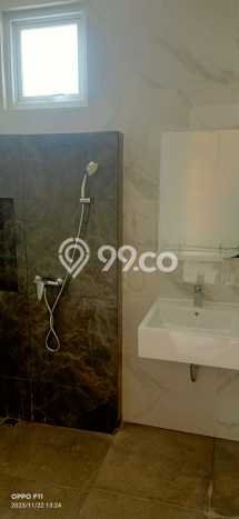 Rumah Luxury Modern Tanpa Renovasi di BSD Tangerang Rumah Luxury Modern Tanpa Renovasi di BSD Tangerang