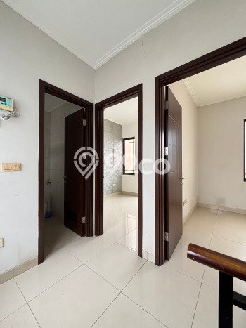 For Sale! Luxury House LT 98m2 Desain Modern di Green Lake City For Sale! Luxury House LT 98m2 Desain Modern di Green Lake City