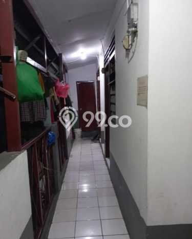 Rumah Elit Modern Tanpa Renovasi di Kosambi Baru Jakarta Barat Rumah Elit Modern Tanpa Renovasi di Kosambi Baru Jakarta Barat