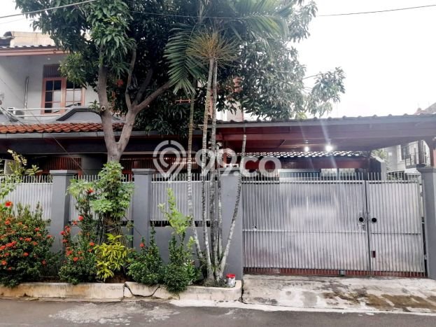 Rumah Elit Modern Tanpa Renovasi di Meruya Jakarta Barat Rumah Elit Modern Tanpa Renovasi di Meruya Jakarta Barat