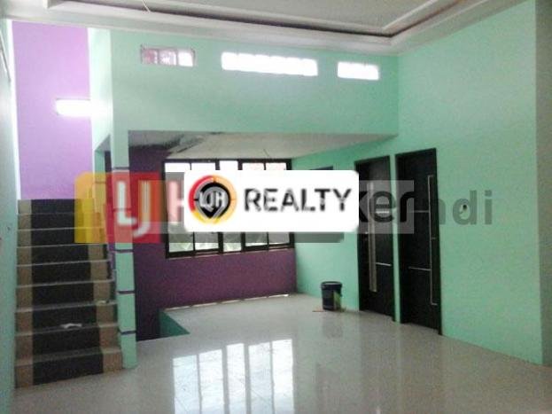 Rumah Strategis Minimalis Lb 225m2 di Pedurungan, Semarang Rumah Strategis Minimalis Lb 225m2 di Pedurungan, Semarang