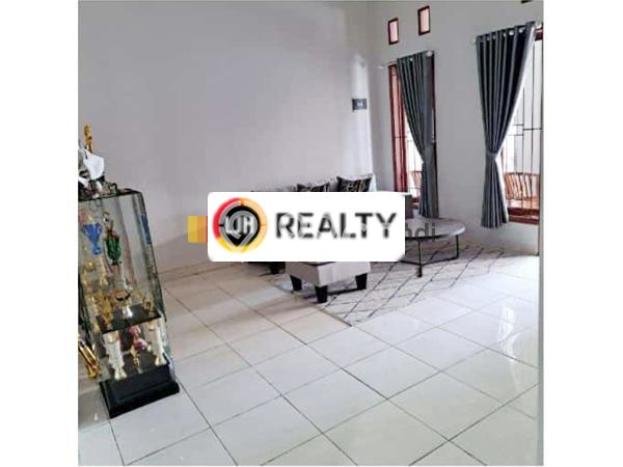 FEATURED! Rumah Nyaman di Majapahit, Luas 113m² Bangunan 144m² FEATURED! Rumah Nyaman di Majapahit, Luas 113m² Bangunan 144m²