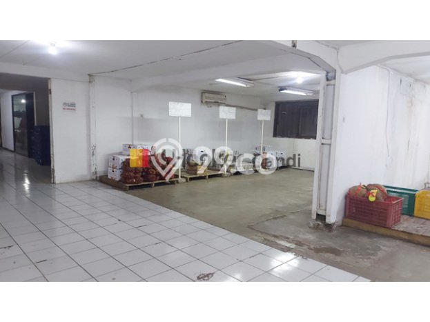 Area Ramai! Komersial Dijual di Semarang Tengah untuk Bisnis Luas Bangunan 2410m2 Area Ramai! Komersial Dijual di Semarang Tengah untuk Bisnis Luas Bangunan 2410m2