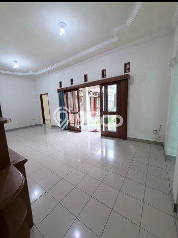 Rumah Bagus Siap Huni Di Antapani Luas 170m2 Lokasi Strategis Rumah Bagus Siap Huni Di Antapani Luas 170m2 Lokasi Strategis