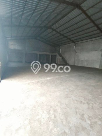 Unit Gudang Disewa Lokasi Kutawaringin, Bandung Spesifikasi Luas Bangunan 350m2 Unit Gudang Disewa Lokasi Kutawaringin, Bandung Spesifikasi Luas Bangunan 350m2