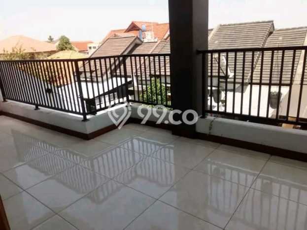Rumah Sewa Bandung LT 176m2 LB 250m2 Kawasan Buah Batu Rumah Sewa Bandung LT 176m2 LB 250m2 Kawasan Buah Batu