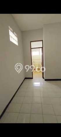 Disewakan! Rumah 3 Kamar Tidur &
3 Kamar Mandi di Turangga, Bandung Disewakan! Rumah 3 Kamar Tidur &
3 Kamar Mandi di Turangga, Bandung