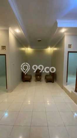 Rumah Sewa Bandung LT 143m2 LB 240m2 Kawasan Buah Batu Rumah Sewa Bandung LT 143m2 LB 240m2 Kawasan Buah Batu