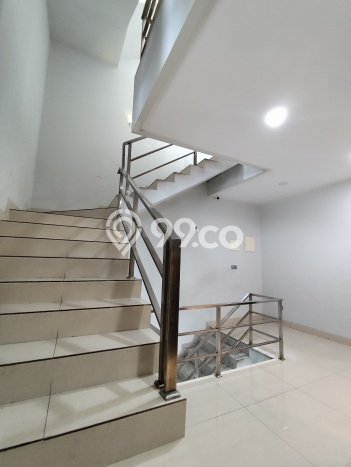 Ruko Dijual di Prime Area Jakarta Utara Luas 650m2 Ruko Dijual di Prime Area Jakarta Utara Luas 650m2