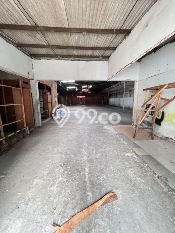 AREA PREMIUM! Gudang For Rent Kawasan , Luas 750m2m², Area Utama AREA PREMIUM! Gudang For Rent Kawasan , Luas 750m2m², Area Utama